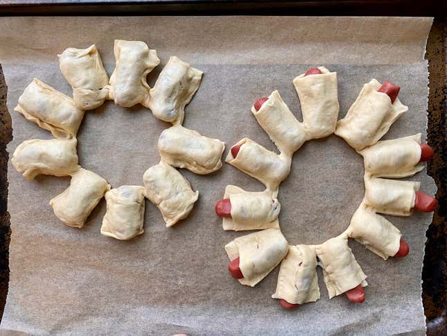 Image for article titled The Easiest Way to Make Pigs in a Blanket