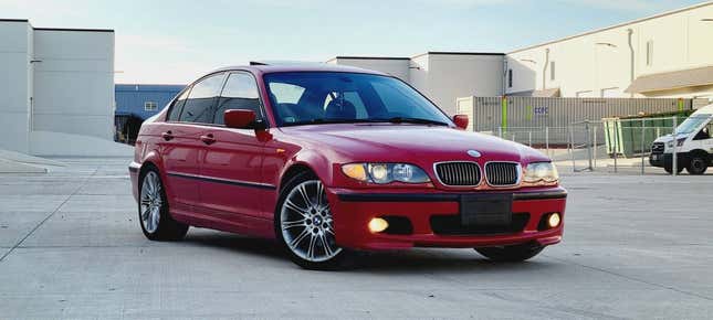 Image for article titled At $8,500, Could This Rebuilt-Title 2004 BMW 330i ZHP Build Any Confidence?