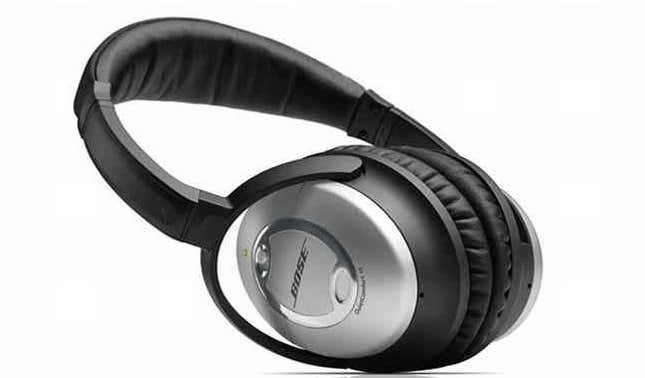 Image for article titled Best Noise-Canceling Headphones: Bose Quiet Comfort 15