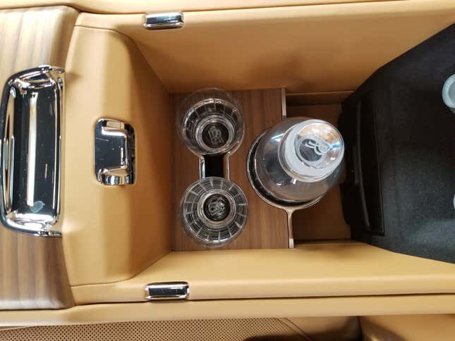 Image for article titled A Mere Mortal's Guide To The 2021 Rolls-Royce Ghost