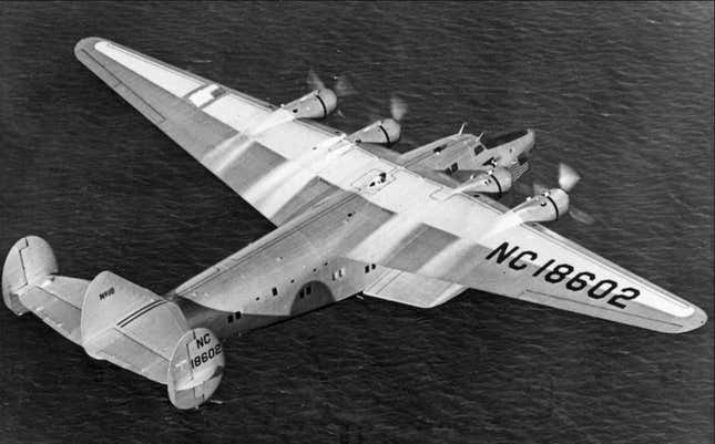 Image for article titled Pearl Harbor Forced A Plane To Fly Around The World To Get Home