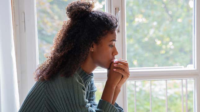 Image for article titled Signs You Definitely Smoke Too Much Weed