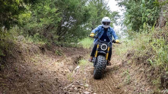 Image for article titled The 2022 Volcon Grunt Is Made For Ripping Around The Farm And Backcountry