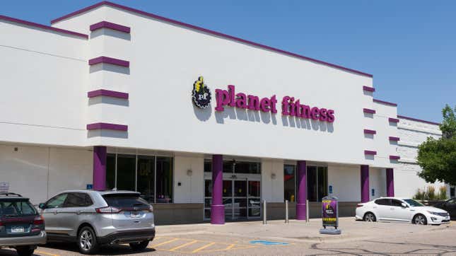 Outside shot of a Planet Fitness location