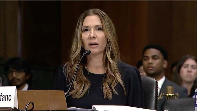 Image for article titled Mom Recounts 'Terrorizing' Deepfake Kidnapping Scam in Gripping Testimony