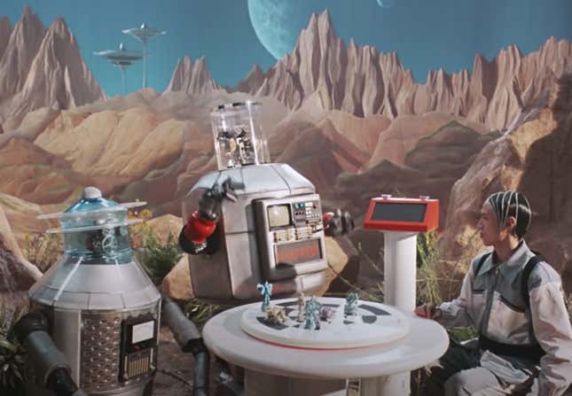 Image for article titled Let's Give It Up To Mercedes-Benz For Making Some Really Bonkers Promo Videos