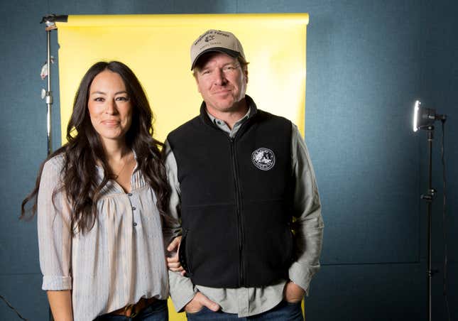 Image for article titled Fixer Upper Couple Donates $1,000 to Texas School Board Candidate Trying to Ban &#39;Critical Race Theory&#39;