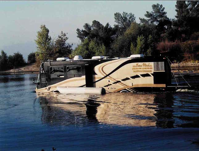 Image for article titled This Mammoth Amphibious RV Is A Yacht You Can Drive On The Road