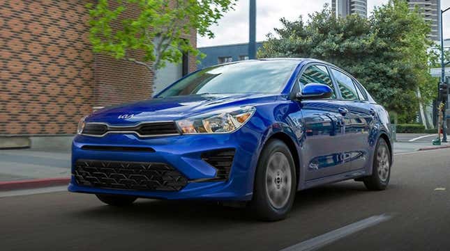 Image for article titled 2023 Kia Rio Shows Us What $17,500 Gets You in Today&#39;s New Car Market