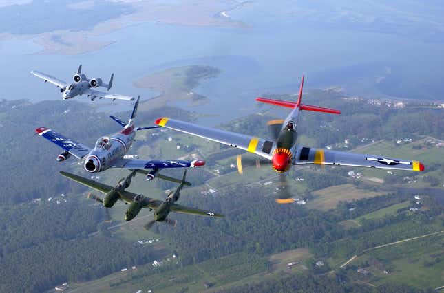 Image for article titled Real-Life Top Gun Pilot's Fatal Crash Caused by Botched Pre-Flight Check