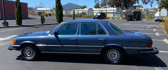 Image for article titled At $5,200, Is This 1980 Mercedes 300SD A Vegan Value?