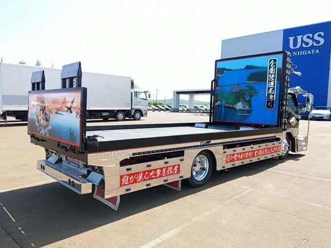 Image for article titled This Ridiculously Awesome Dekotora-Style Truck Can Be Yours