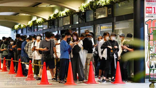 Over 500 people lined up this weekend in Tokyo for Pokémon cards. The city is currently under a state of emergency. 