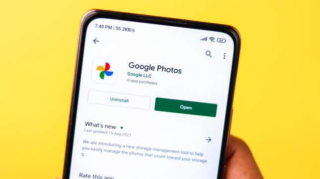 Image for article titled How to Lock Up Your Photos and Videos in Google Photos