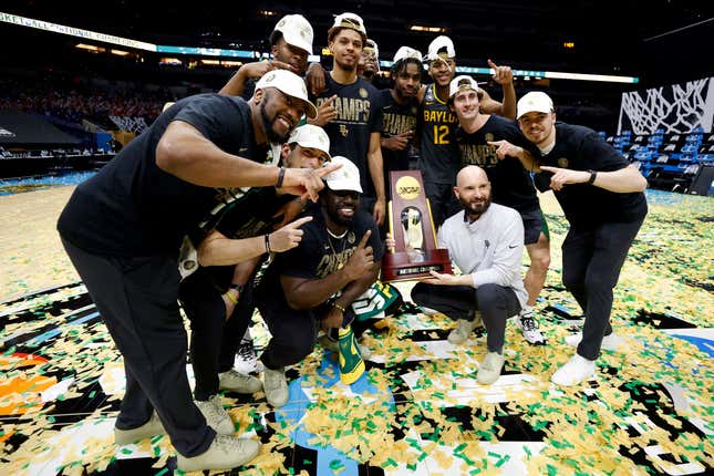 Image for article titled B1G Disappointment: The teams that have won national titles since the Big Ten last cut down the nets