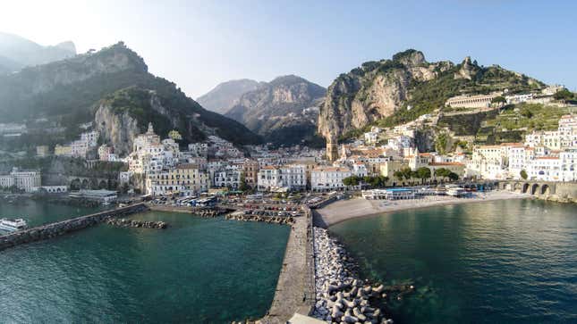 Amalfi Bay, Italy. (IRUS)