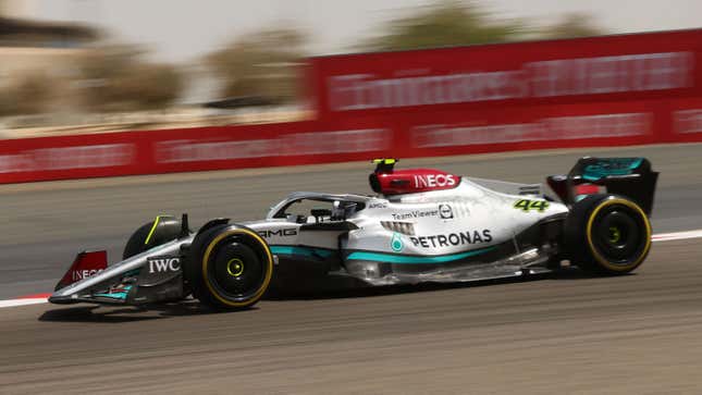 Image for article titled Mercedes Is Already Exploiting The Gray Areas In Formula One&#39;s New Technical Regulations