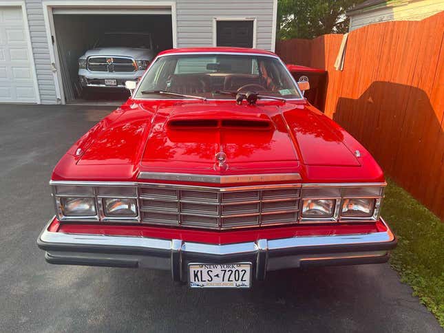 Bild für Artikel mit der Überschrift „Ist dieser Chrysler LeBaron von 1978 für 16.000 US-Dollar das Geld wert?“