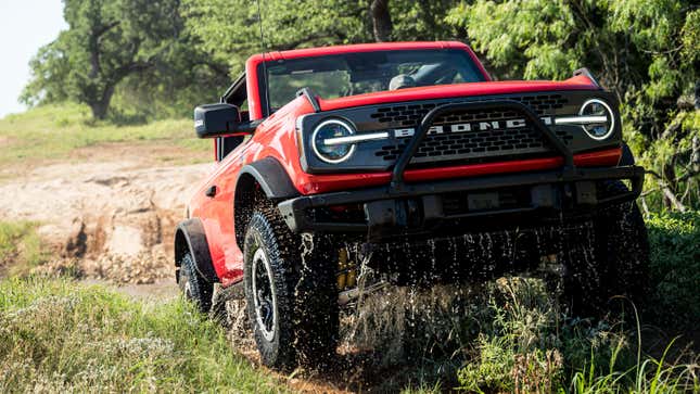 Image for article titled These Are The 10 Best SUVs For Going Off-Road