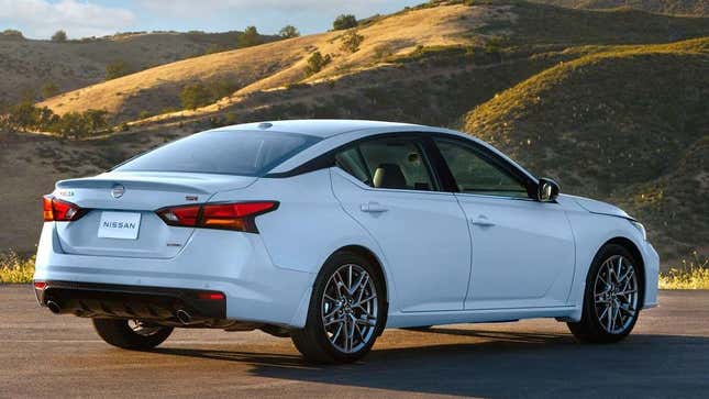 Image for article titled The 2023 Nissan Altima Is A New Sedan In An SUV World