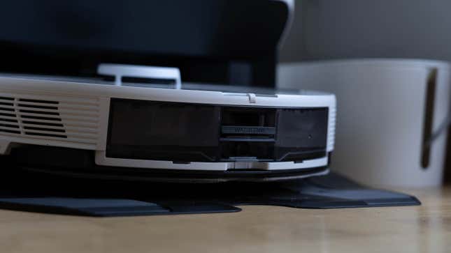 Imagen para el artículo titulado Roborock S7 Pro Ultra: si tienes 1000 euros para gastarte en un robot aspirador, que sea éste