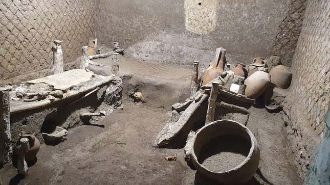 Imagen para el artículo titulado Descubren un cuarto de esclavos perfectamente conservado en la antigua ciudad de Pompeya