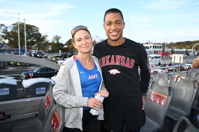 Amy Robach and TJ Holmes run during the 2022 TCS New York City Marathon on November 06, 2022 in New York City.