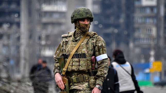 Image for article titled Confused Russian Soldier Was Told Ukrainians Would Be Happy To Be Summarily Executed In Street