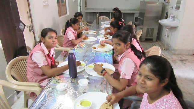 veerni-jodhpur-girls