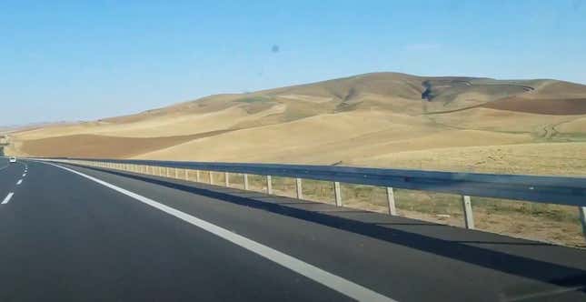 Image for article titled I Picked Up A Hitchhiker In Turkey And It Was Hilariously Weird