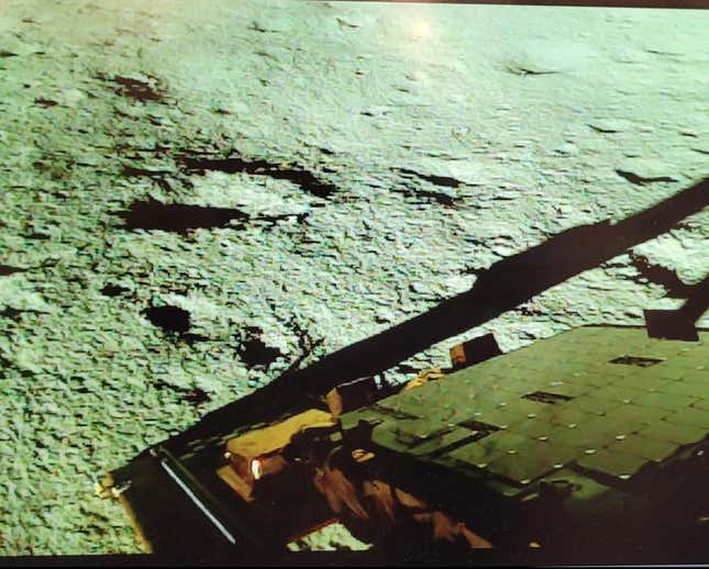 Primeras fotos de la misión Chandrayaan-3 de la India desde la superficie lunar