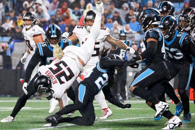 Image for article titled NFL Week 10 Powerless Rankings: Only the Raiders can lose on a Sunday to a Saturday