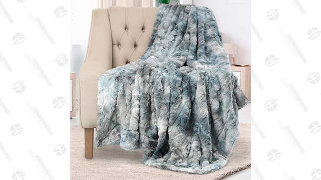 Everlasting Comfort Luxury Faux Fur Throw Blanket | $23 | Amazon