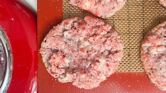 Image for article titled Banish Cookie Boredom With Strawberry and Feta Cookies
