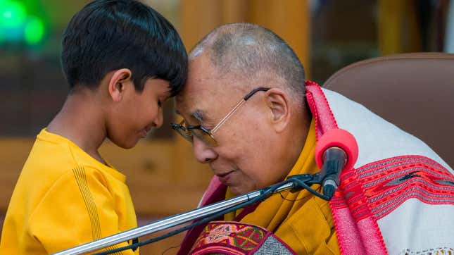 Image for article titled Dalai Lama Apologizes for Asking Boy to &#39;Suck My Tongue&#39;
