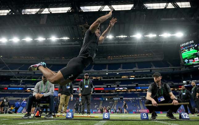 Mar 5, 2023; Indianapolis, IN, USA; Texas running back Bijan Robinson (RB21) during the NFL Scouting Combine at Lucas Oil Stadium.