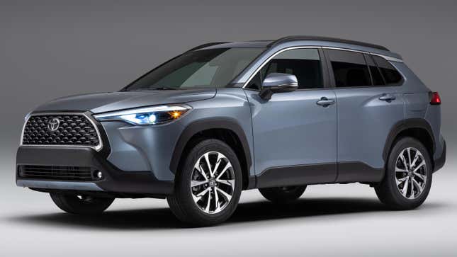 Image for article titled The 2022 Toyota Corolla Cross Is A Tame Compact SUV That Will Sell In Bunches