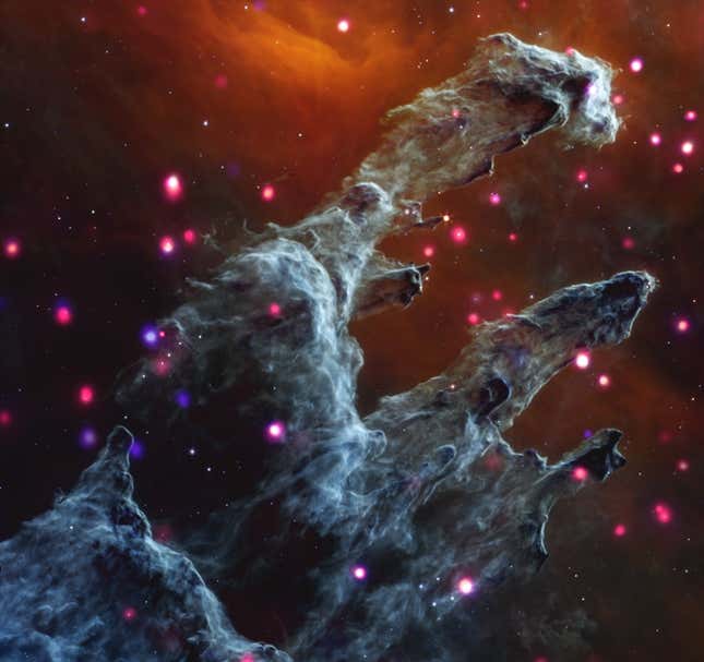 Una región de la Nebulosa del Águila conocida como los Pilares de la Creación.