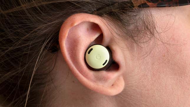 Imagen para el artículo titulado Desarrollan unos auriculares experimentales capaces de detectar infecciones de oído, tapones y otras dolencias