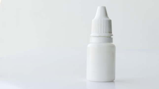 Image for article titled CDC Traces Superbug Outbreak to Contaminated Eye Drops