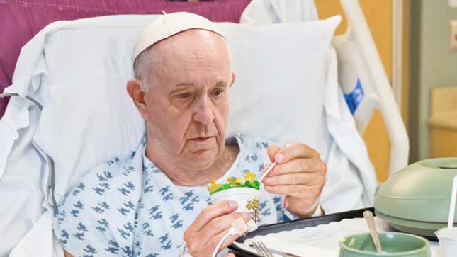 Image for article titled Pope Francis Served Eucharist Jell-O While Recovering From Surgery