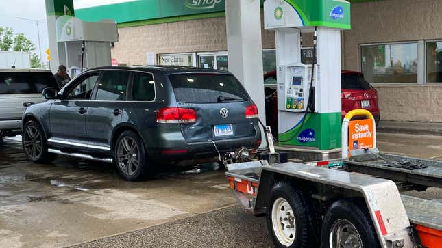 Image for article titled Here’s How My High-Mile, Ridiculously Cheap Volkswagen Touareg Is Handling A 4,200-Mile Road Trip