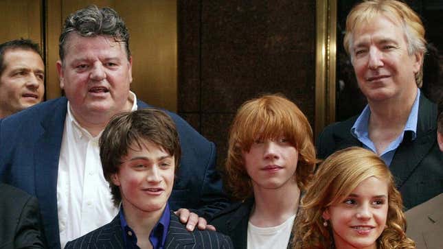 Daniel Radcliffe and Emma Watson pay tribute to Harry Potter's Robbie ...