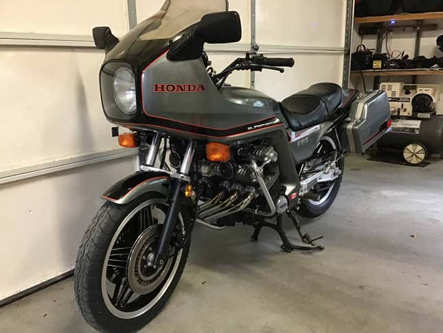Image for article titled There Are A Ton Of F1-Sounding Honda CBX Motorcycles For Sale Right Now