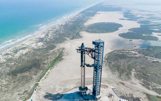 Imagen para el artículo titulado Todo lo que salió mal en el lanzamiento de la Starship, según Elon Musk