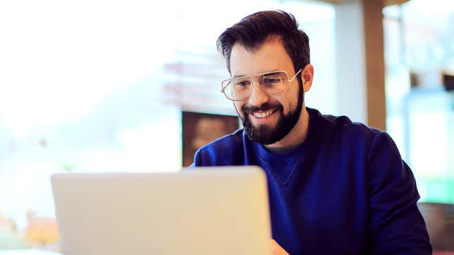 Image for article titled Cyber Monday Retailers Worried Americans Not Ready To Buy Goods Over World Wide Web