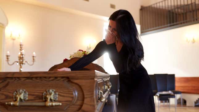 Image for article titled Mom Heartbroken That Daughter Looks So Fat In Casket