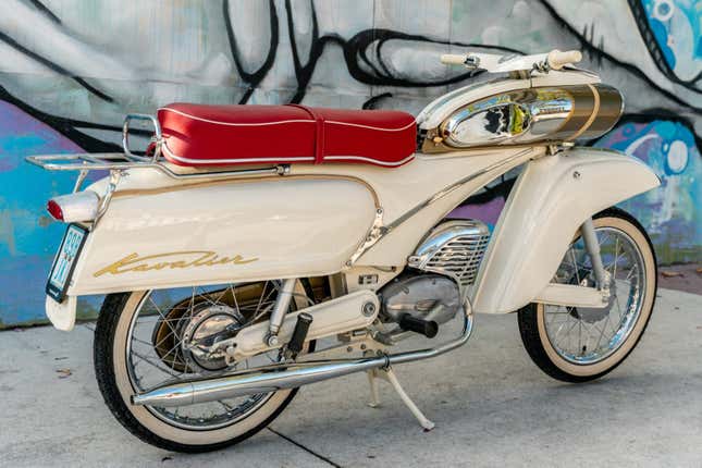 Image for article titled This Moped You've Never Heard Of Looks Like Nothing You've Ever Seen