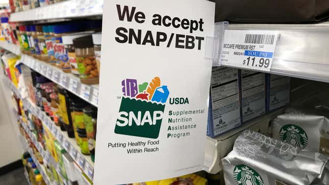 Image for article titled These SNAP Benefits Are About to Expire in 32 States