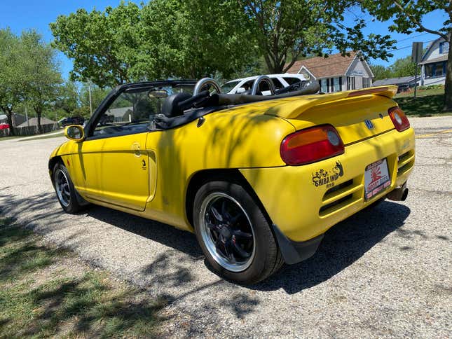 Image for article titled This Old Honda Beat Is The Best Car I've Ever Owned
